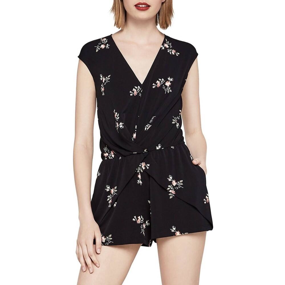 GUC BCBGeneration Fainting Flowers Overlapping Black Romper. Size L